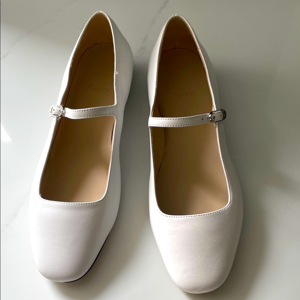 NEW Theory Mary Jane Ballerina Flat – White Leather, Size 37 (US 7) NWOT